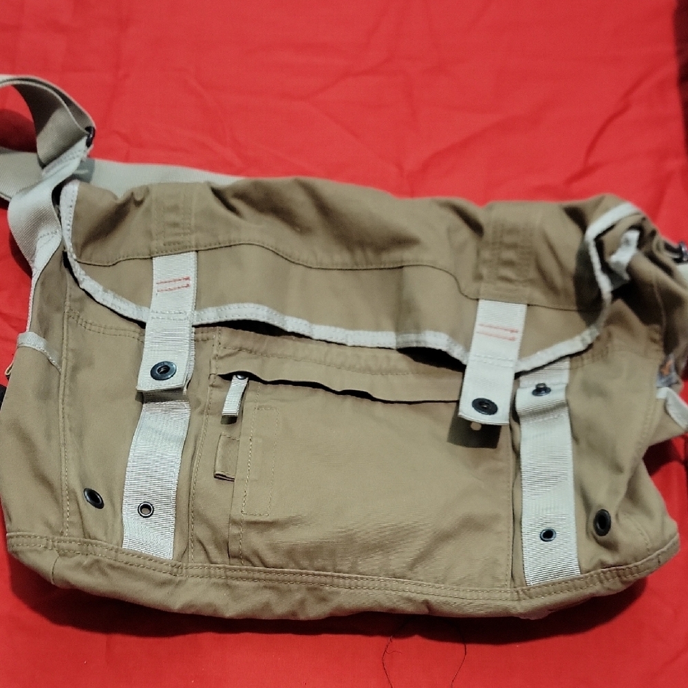 American Eagle Outfitters Tan and White Messenger Bag